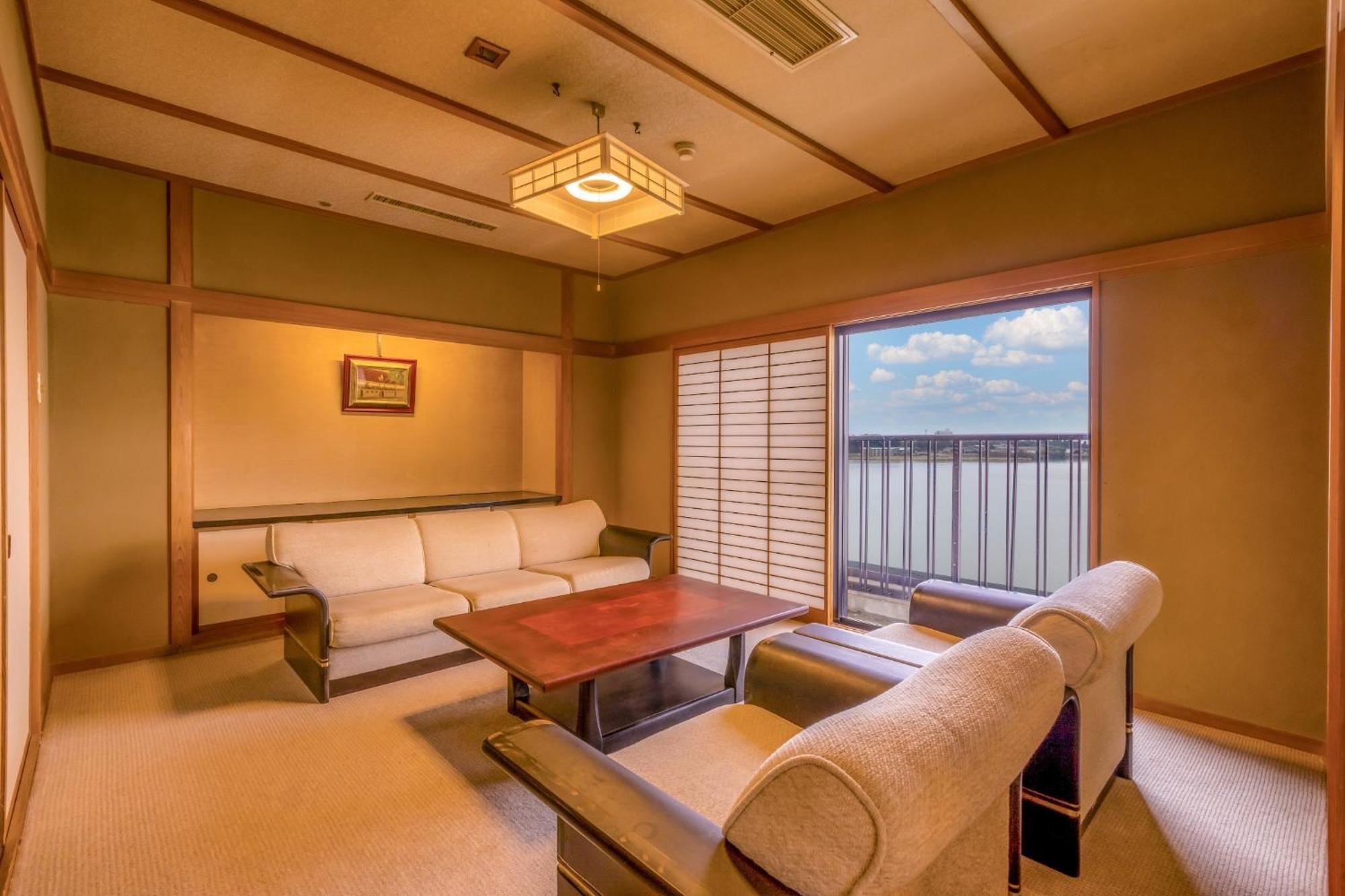 Yukai Resort NEW MARUYA Hotel Kaga  Ruang foto